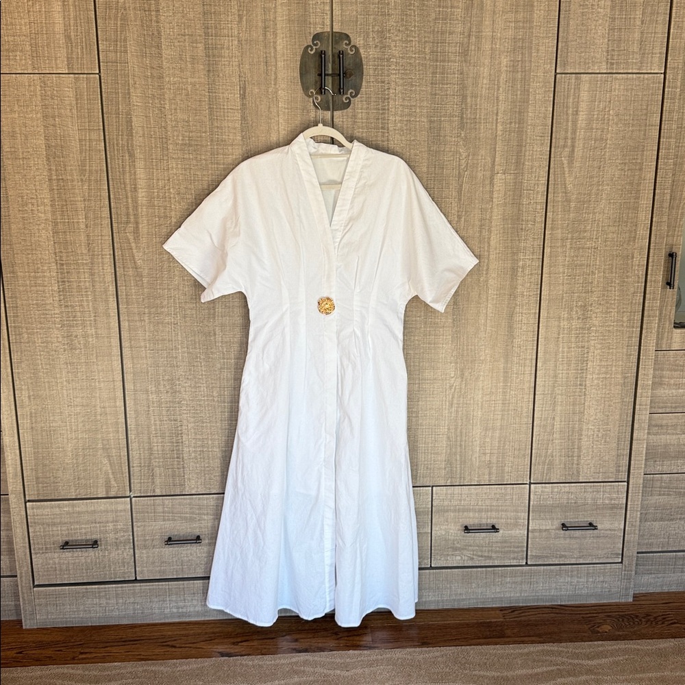 Commense Metal Decor V-Neck Midi Dress